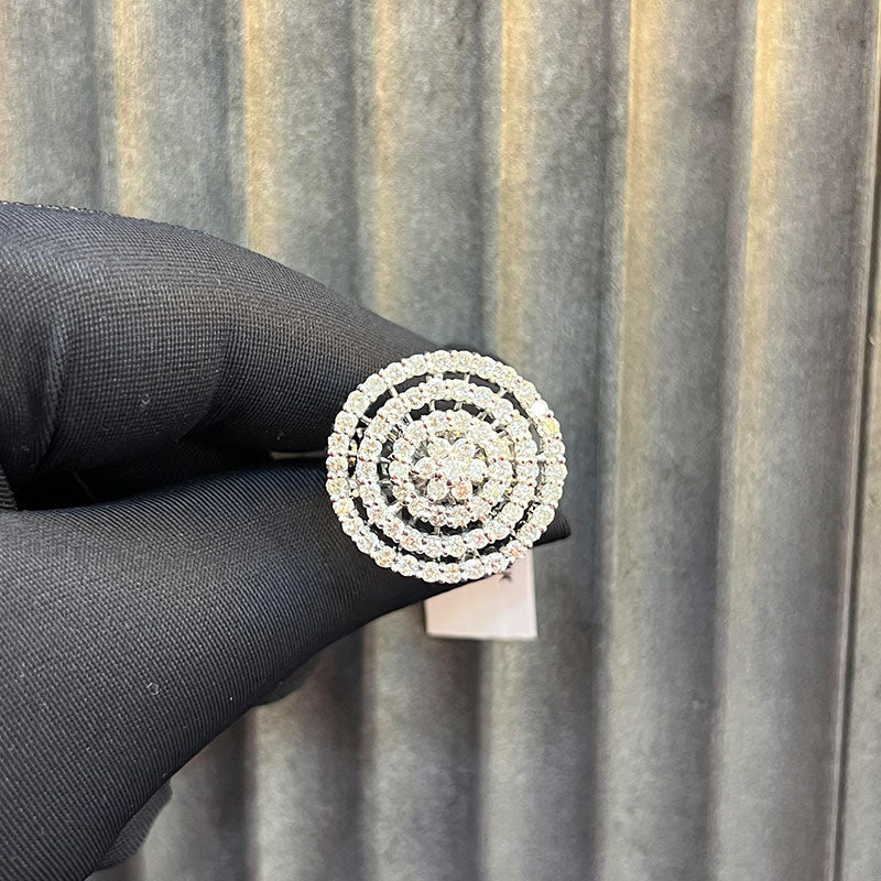 NATURAL DIAMOND RING CENTRE PIECE  WITH ROUND DIAMOND